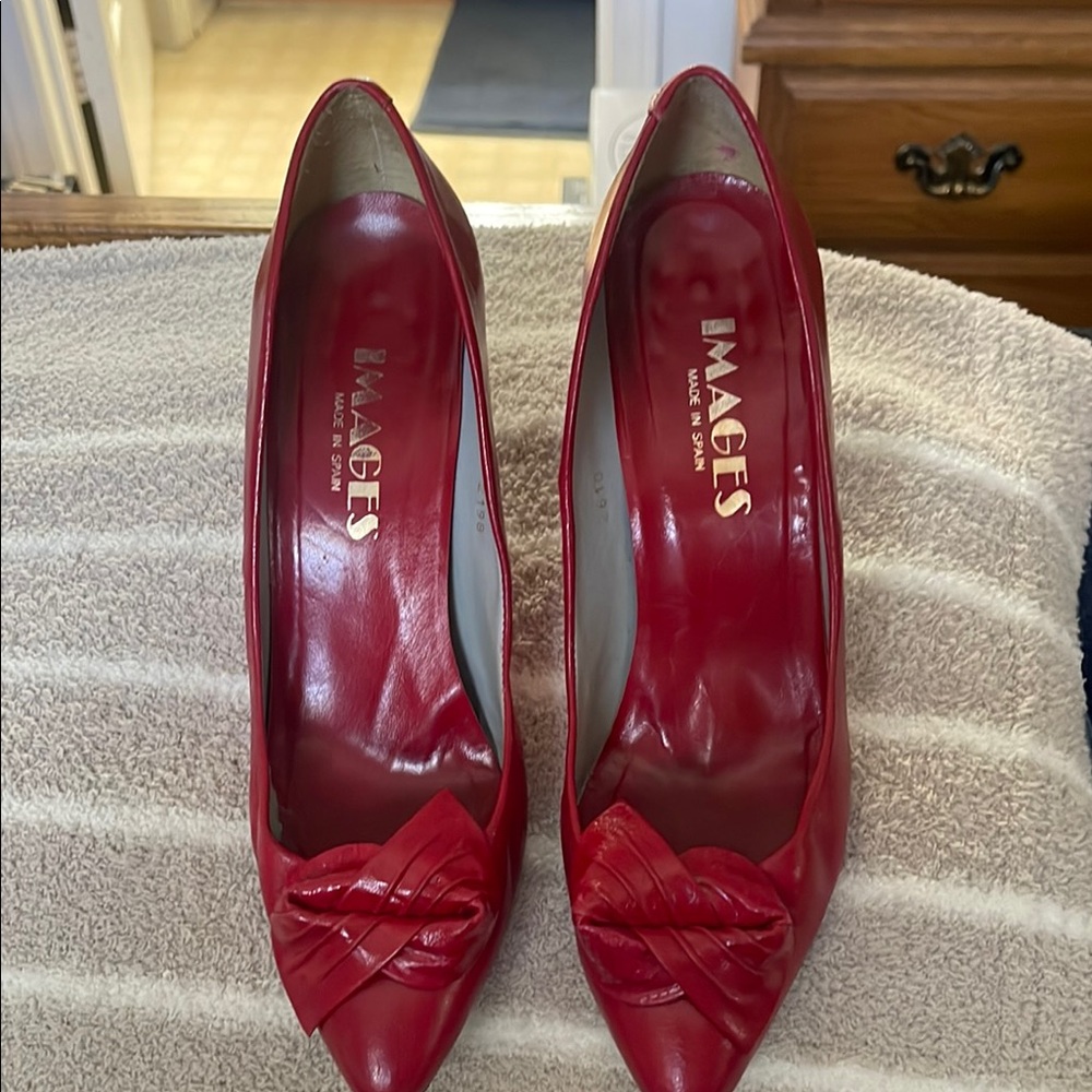 EUC - Red Spanish Leather Heels with Bow Detail